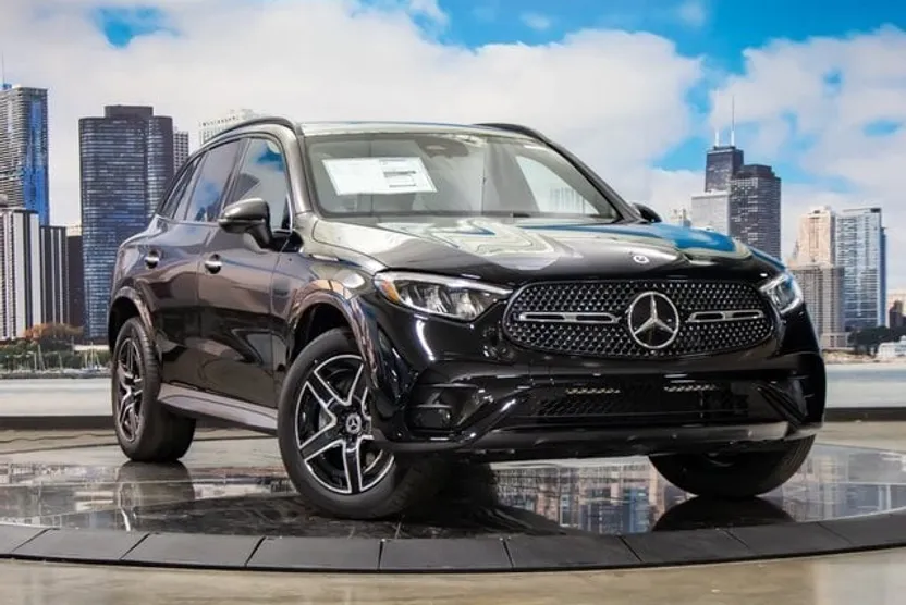 2026 Mercedes Benz GLC 300 4MATIC photo 1