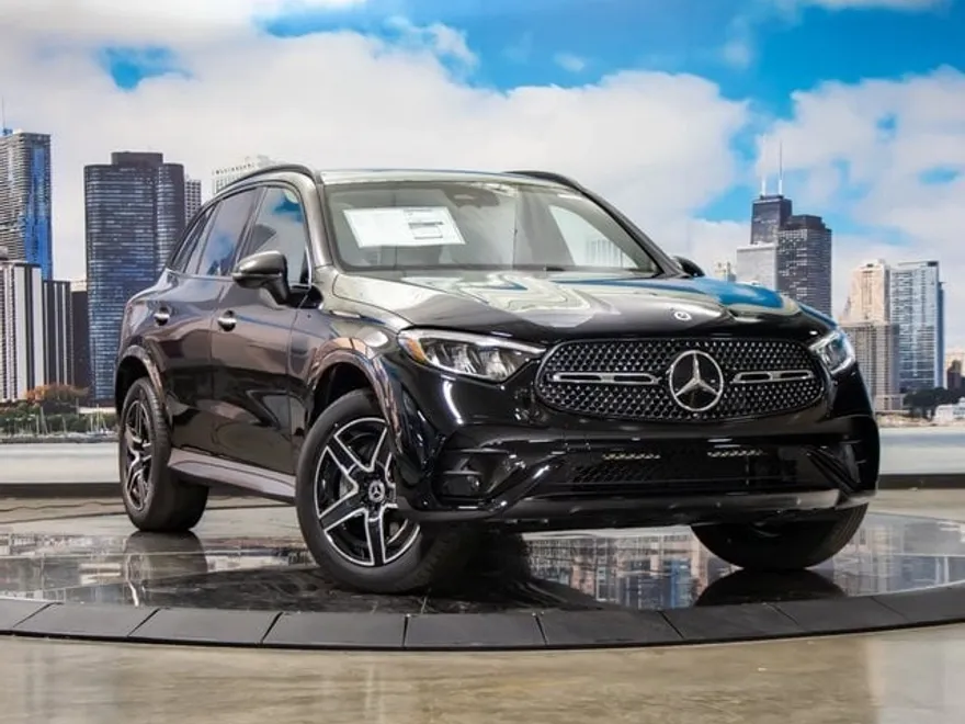 2026 Mercedes Benz GLC 300 4MATIC photo 1