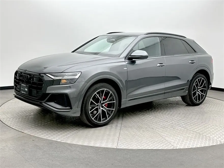 2022 Audi Q8 55 Premium Plus photo 1
