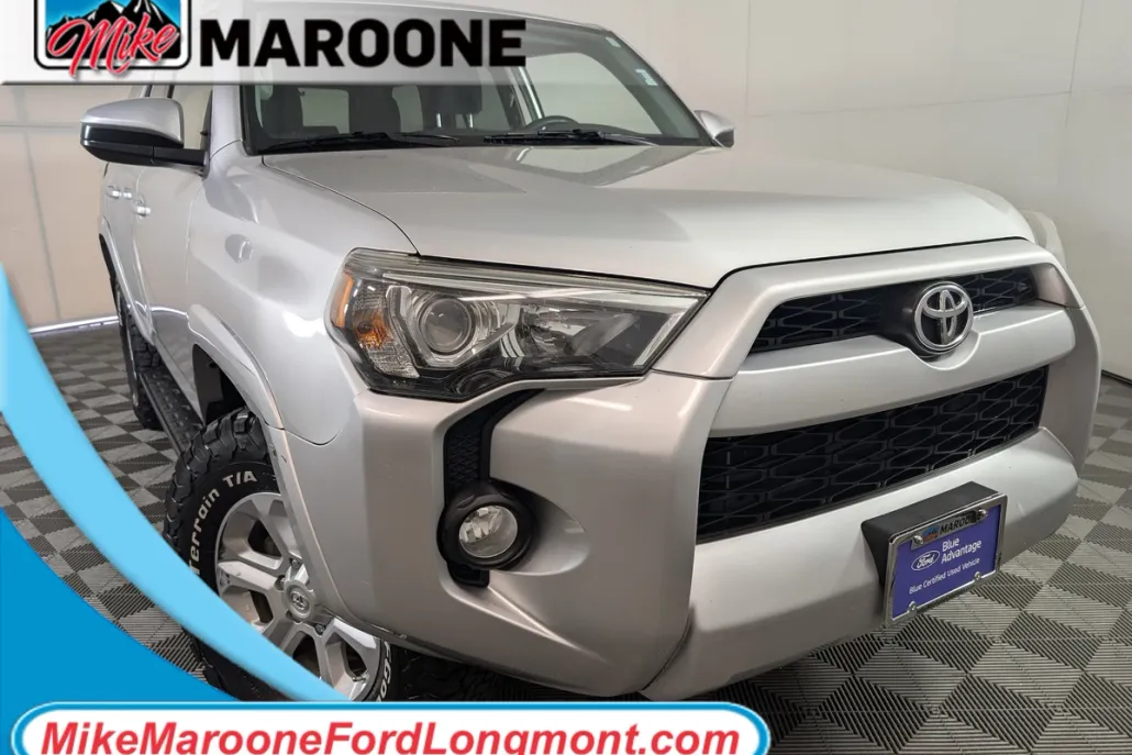 2018 Toyota 4Runner SR5 photo 1