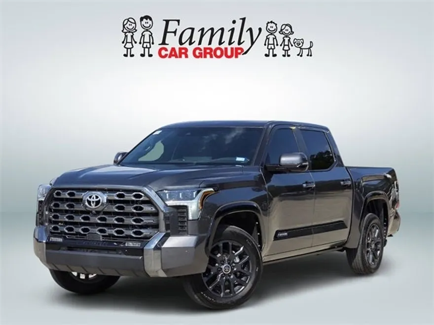 2024 Toyota Tundra Platinum photo 1