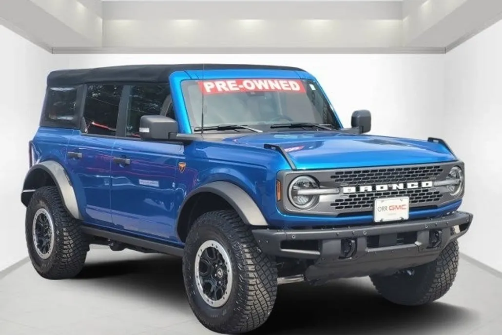 2022 Ford Bronco Badlands photo 1