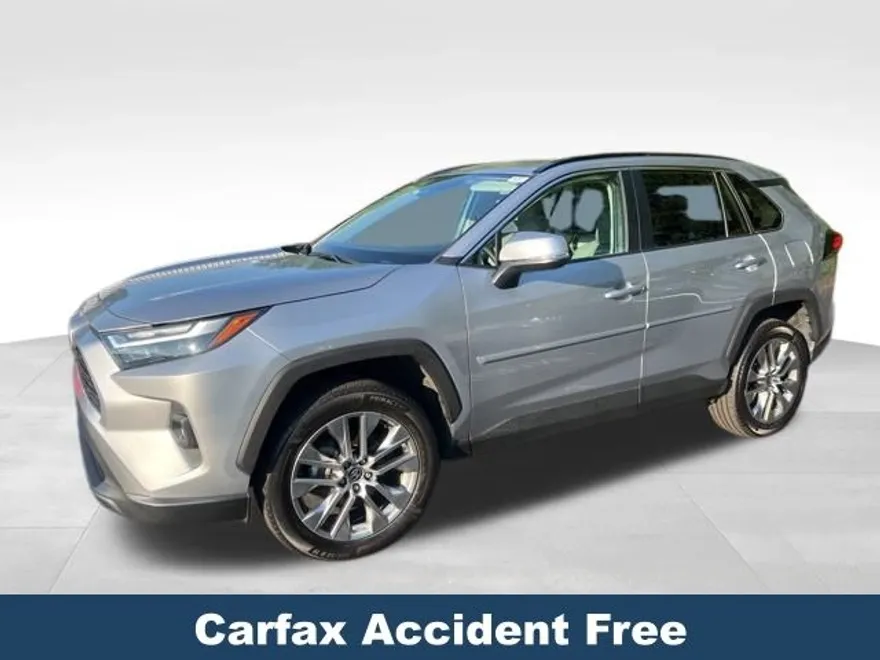2022 Toyota RAV4 XLE Premium photo 1