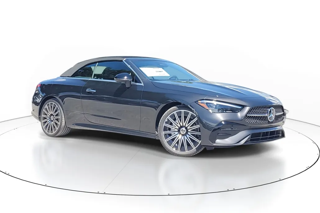 2026 Mercedes Benz CLE 300 4MATIC photo 1