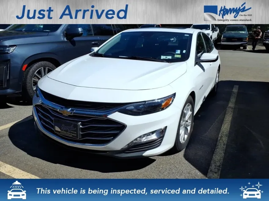 2024 Chevrolet Malibu 1LT photo 1