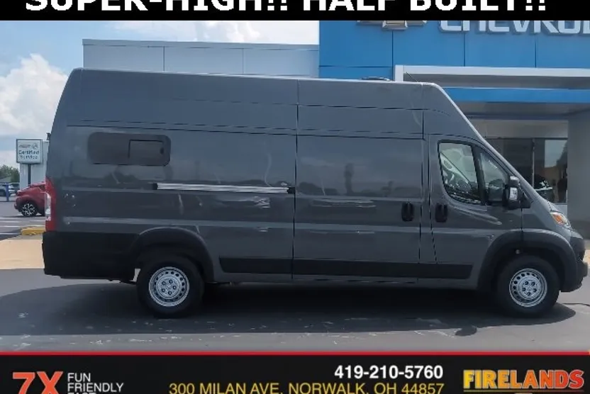 2024 Ram ProMaster 3500 Base Cargo Van photo 1