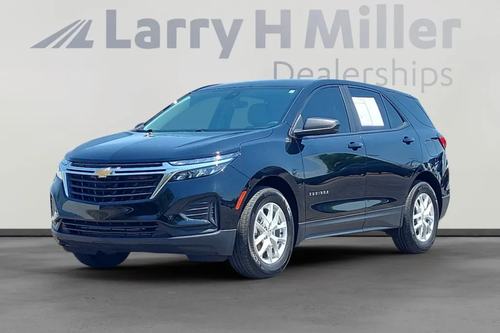 2024 Chevrolet Equinox LS photo 1