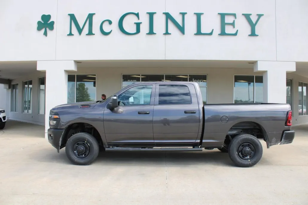 2025 Ram 2500 Tradesman photo 1
