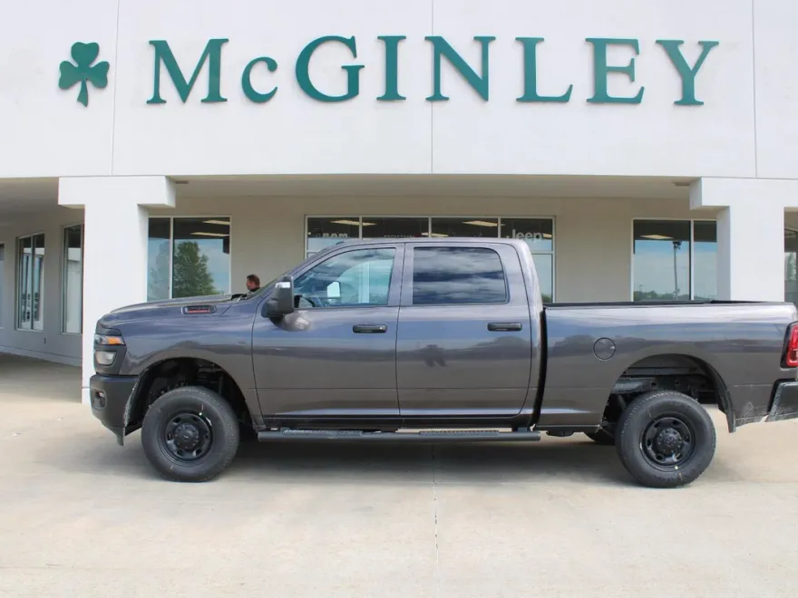 2025 Ram 2500 Tradesman photo 1