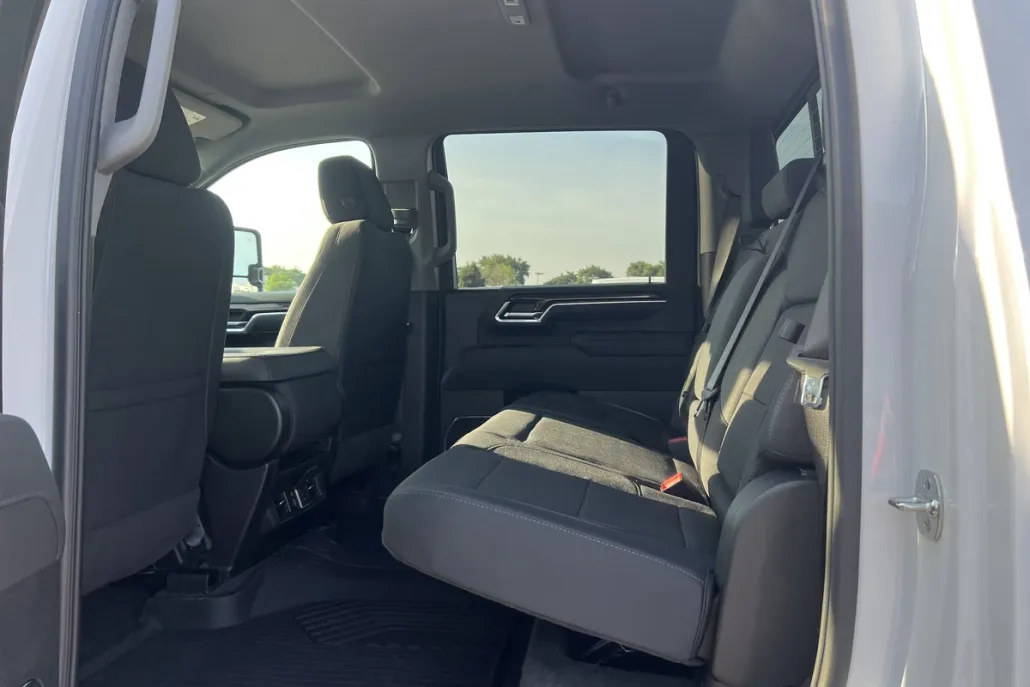 2025 Chevrolet Silverado 3500HD LT photo 1