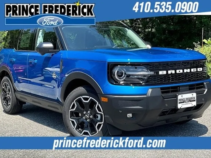 2025 Ford Bronco Sport Outer Banks photo 1