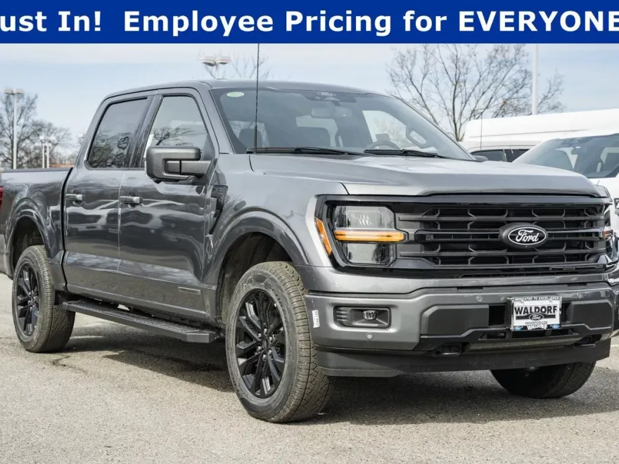 2025 Ford F-150 XLT photo 1