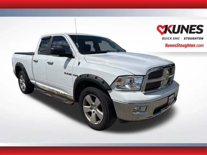 2010 Ram 1500 SLT photo 1