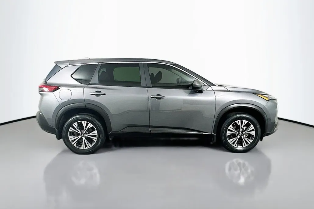 2023 Nissan Rogue SV photo 1
