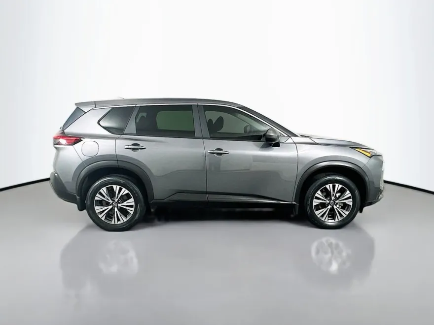 2023 Nissan Rogue SV photo 1