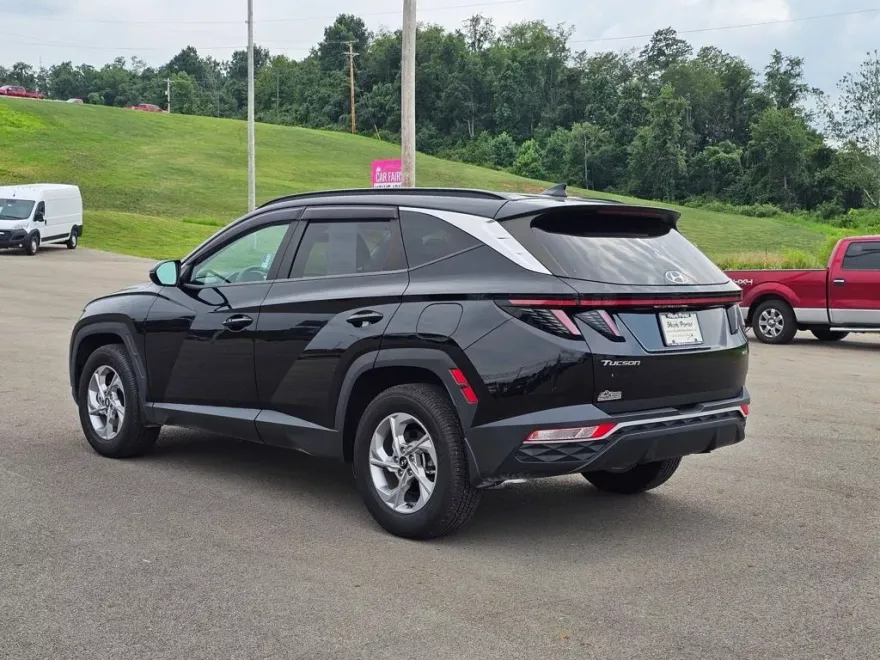 2022 Hyundai Tucson SEL photo 1