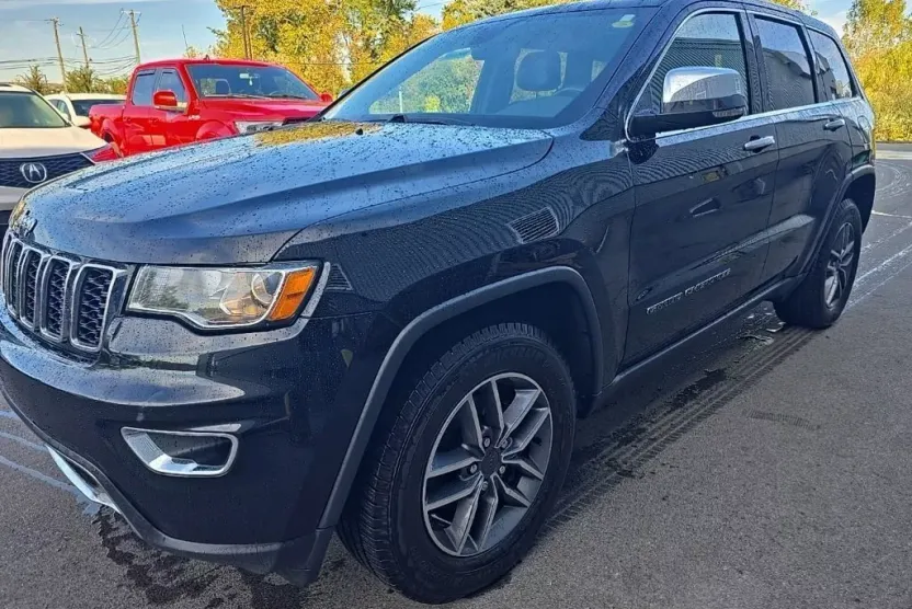 2020 Jeep Grand Cherokee Limited photo 1
