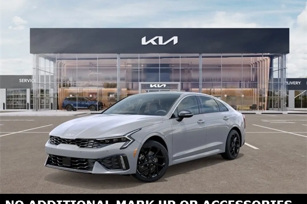 2026 Kia K5 GT-Line photo 1