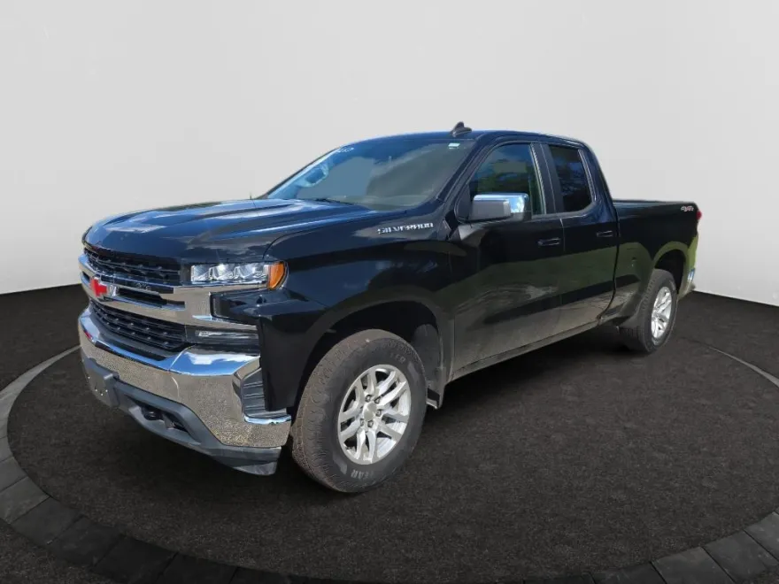 2020 Chevrolet Silverado 1500 LT photo 1