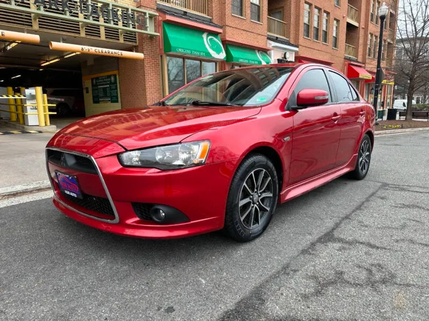 2015 Mitsubishi Lancer SE photo 1