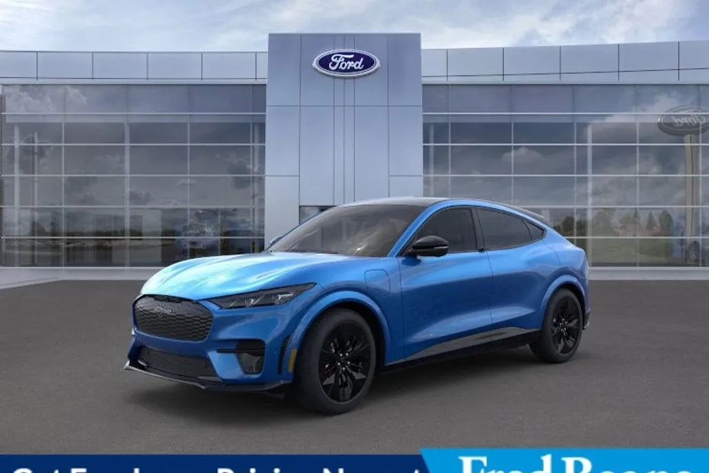 2025 Ford Mustang Mach-E GT photo 1