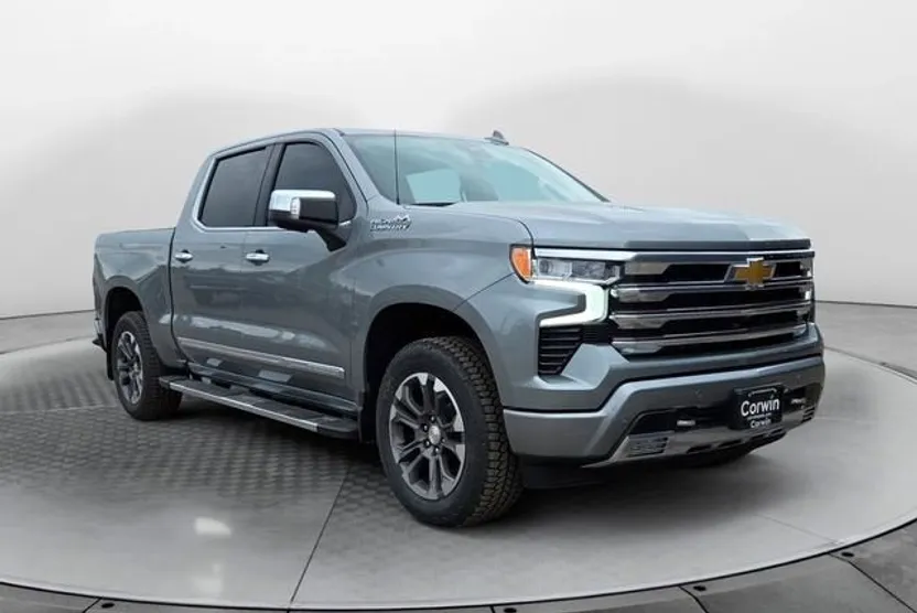 2025 Chevrolet Silverado 1500 High Country photo 1