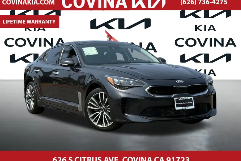 2019 Kia Stinger Premium photo 1