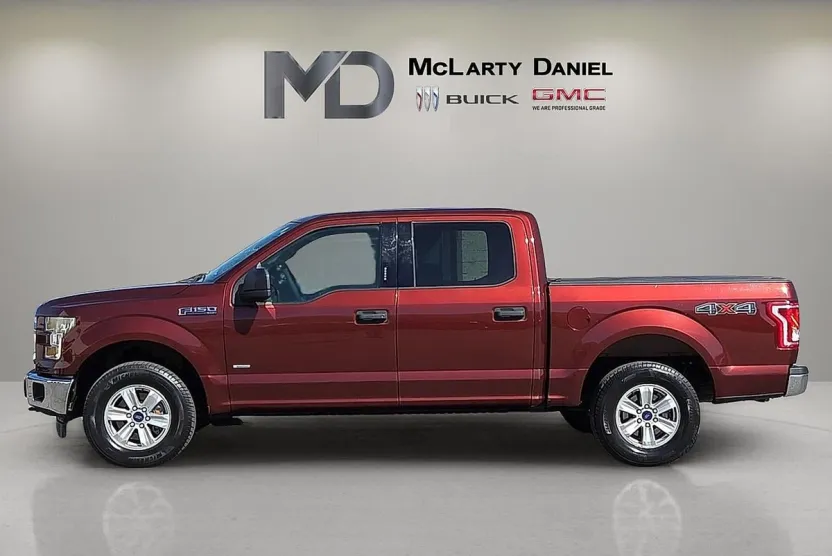 2017 Ford F-150 XLT photo 1