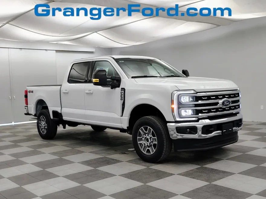 2026 Ford F-250 Lariat photo 1