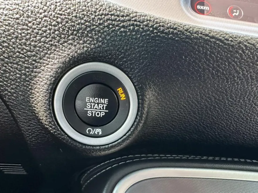 2020 Dodge Challenger SXT photo 21