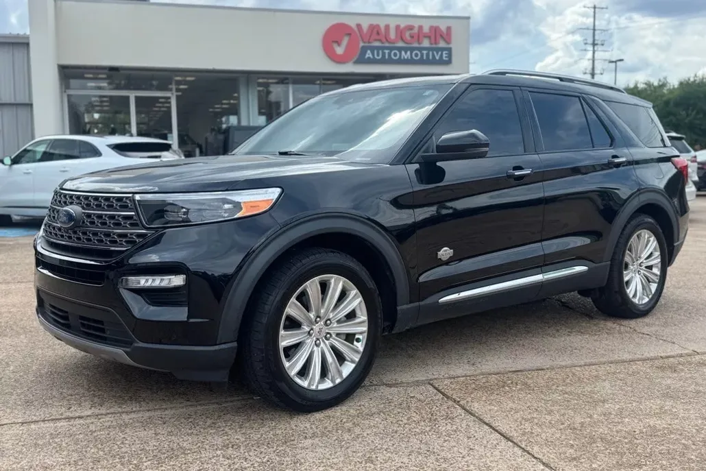 2022 Ford Explorer King Ranch photo 1