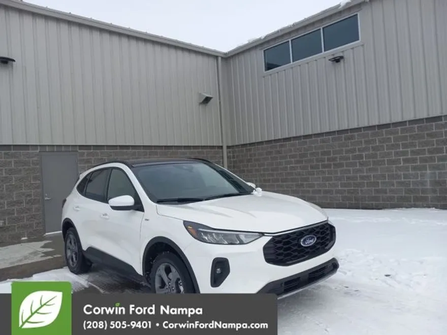2025 Ford Escape ST-Line Select photo 1