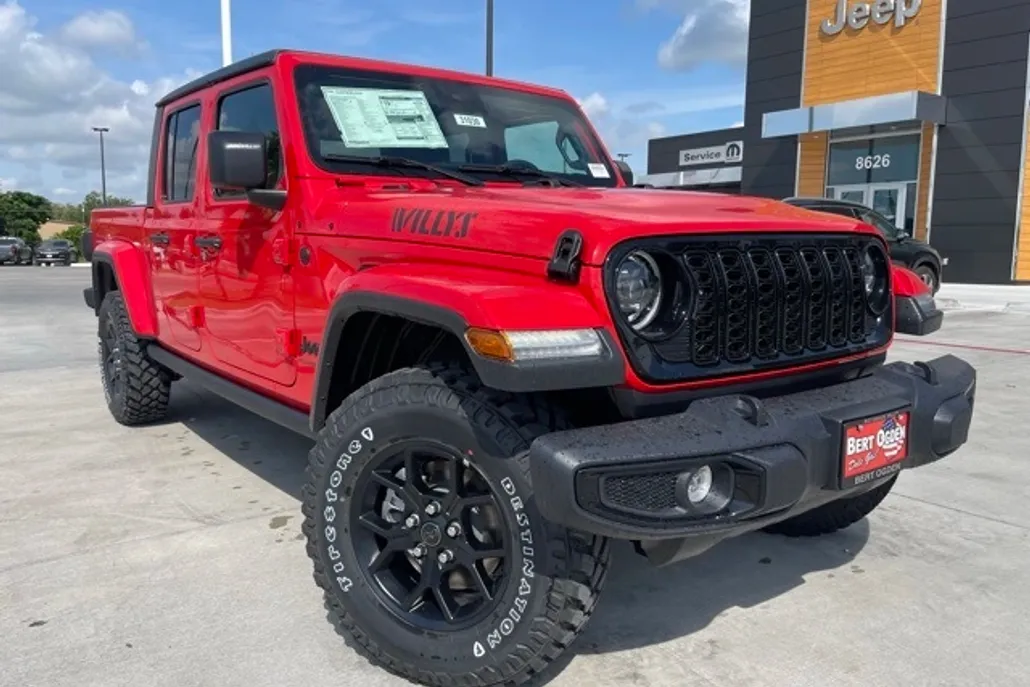 2025 Jeep Gladiator Willys photo 1