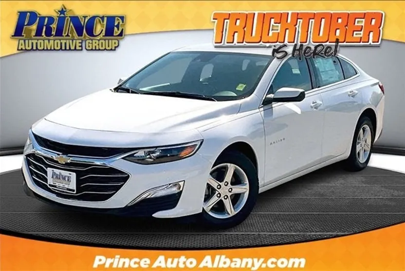 2025 Chevrolet Malibu LS photo 1