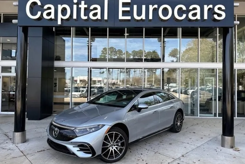 2024 Mercedes Benz EQS-Class Sedan photo 1