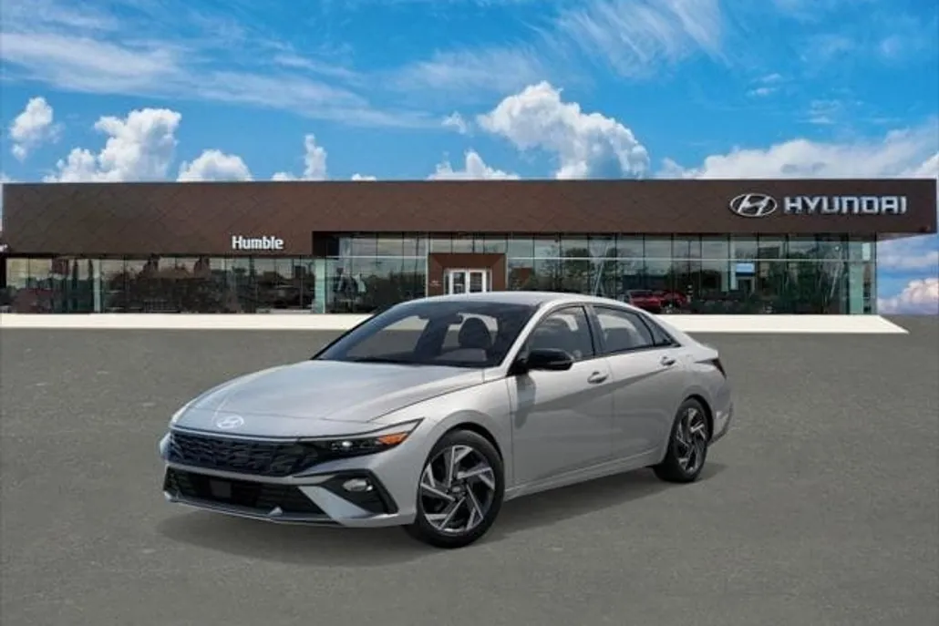 2025 Hyundai Elantra SEL Sport photo 1