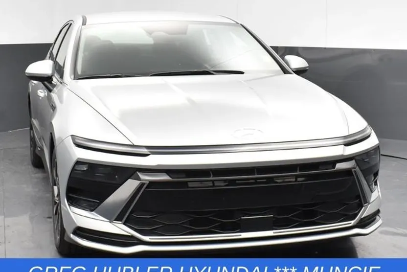 2025 Hyundai Sonata SEL photo 1
