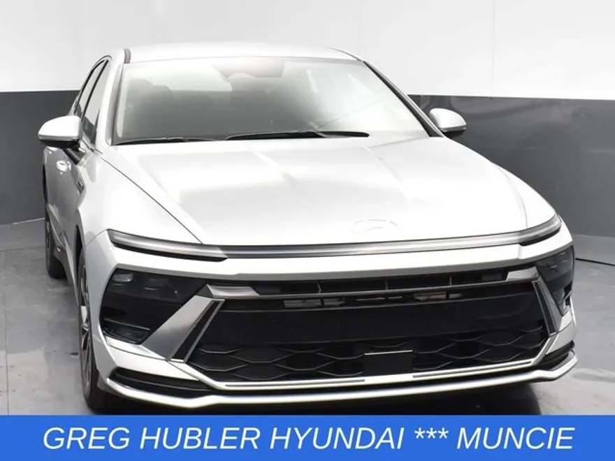 2025 Hyundai Sonata SEL photo 1