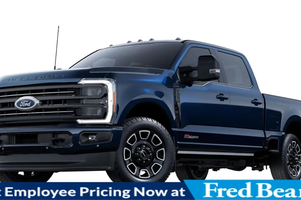 2025 Ford F-250 Platinum photo 1