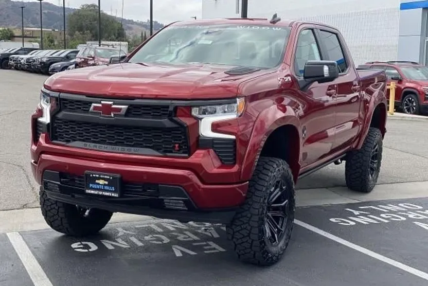 2025 Chevrolet Silverado 1500 RST photo 1