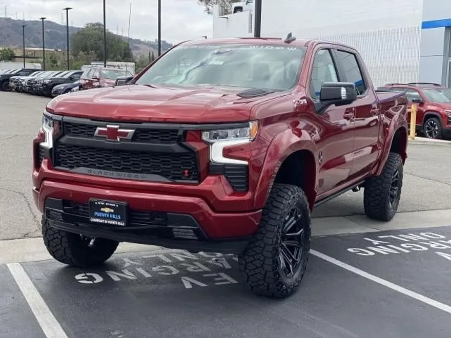 2025 Chevrolet Silverado 1500 RST photo 1