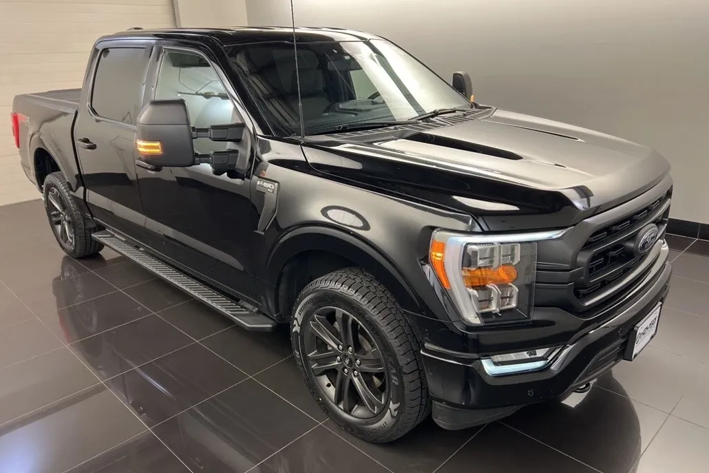 2022 Ford F-150 XLT photo 1
