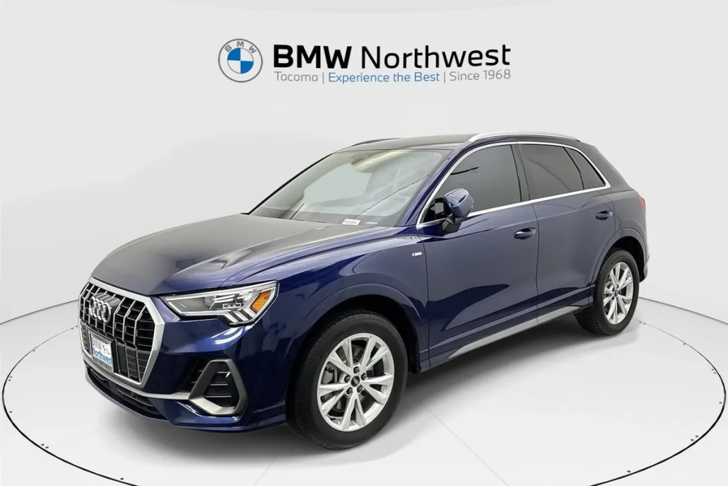 2022 Audi Q3 S line Premium Plus photo 1