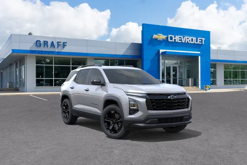 2026 Chevrolet Equinox LT photo 1