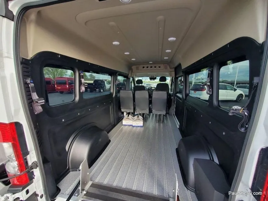 2023 Ram ProMaster 2500 Window Van photo 1