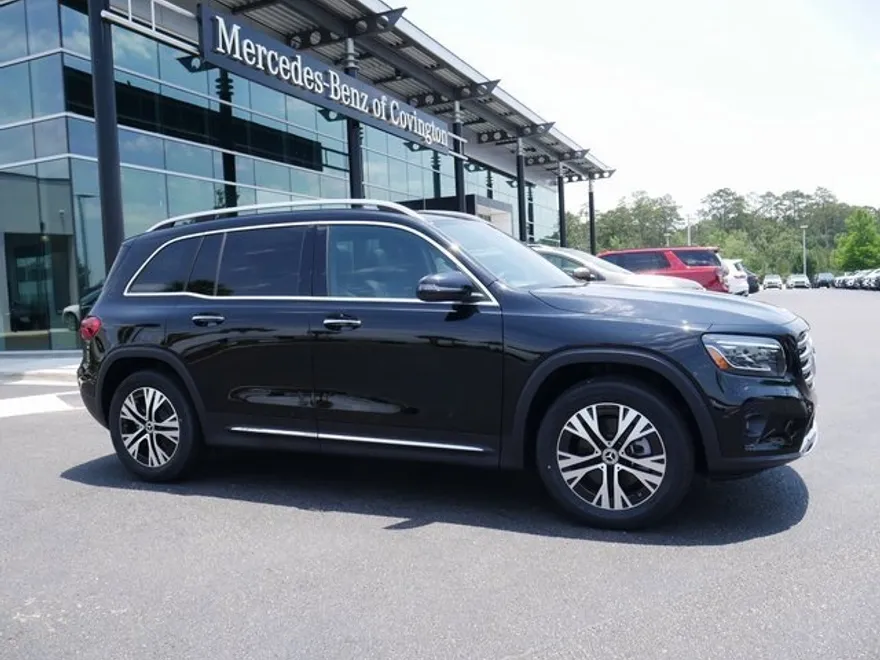 2025 Mercedes Benz GLB 250 photo 1