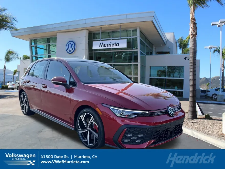 2025 Volkswagen Golf GTI SE photo 1