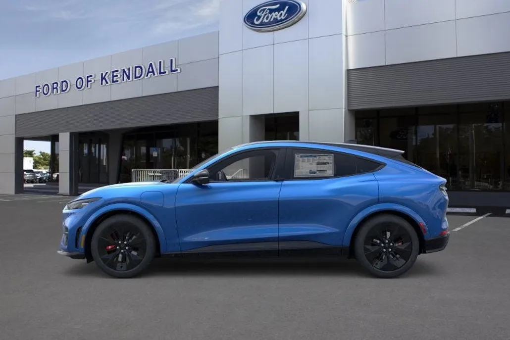 2025 Ford Mustang Mach-E GT photo 1