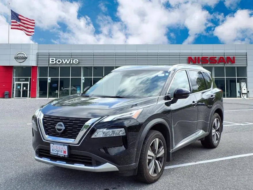 2023 Nissan Rogue Platinum photo 1