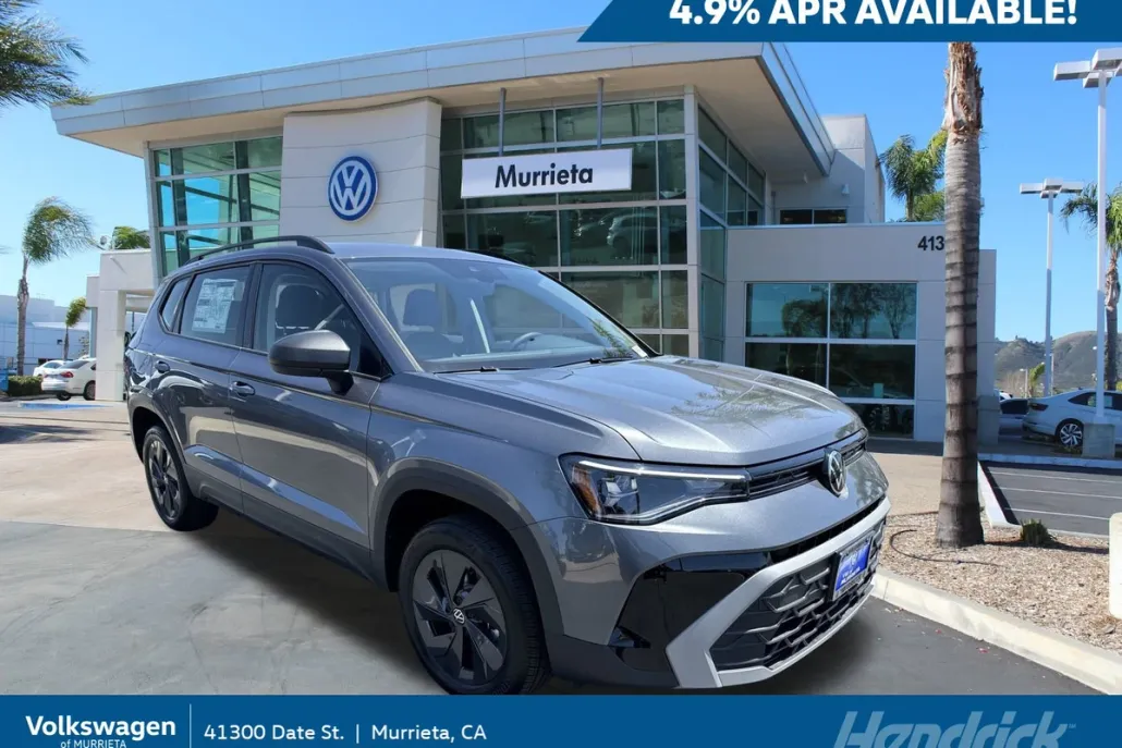 2025 Volkswagen Taos S photo 1
